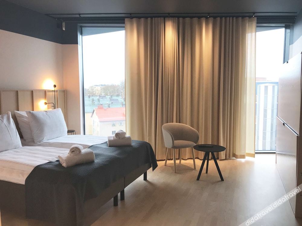 Best Western Plus Grow Hotel - Tap to explore photos