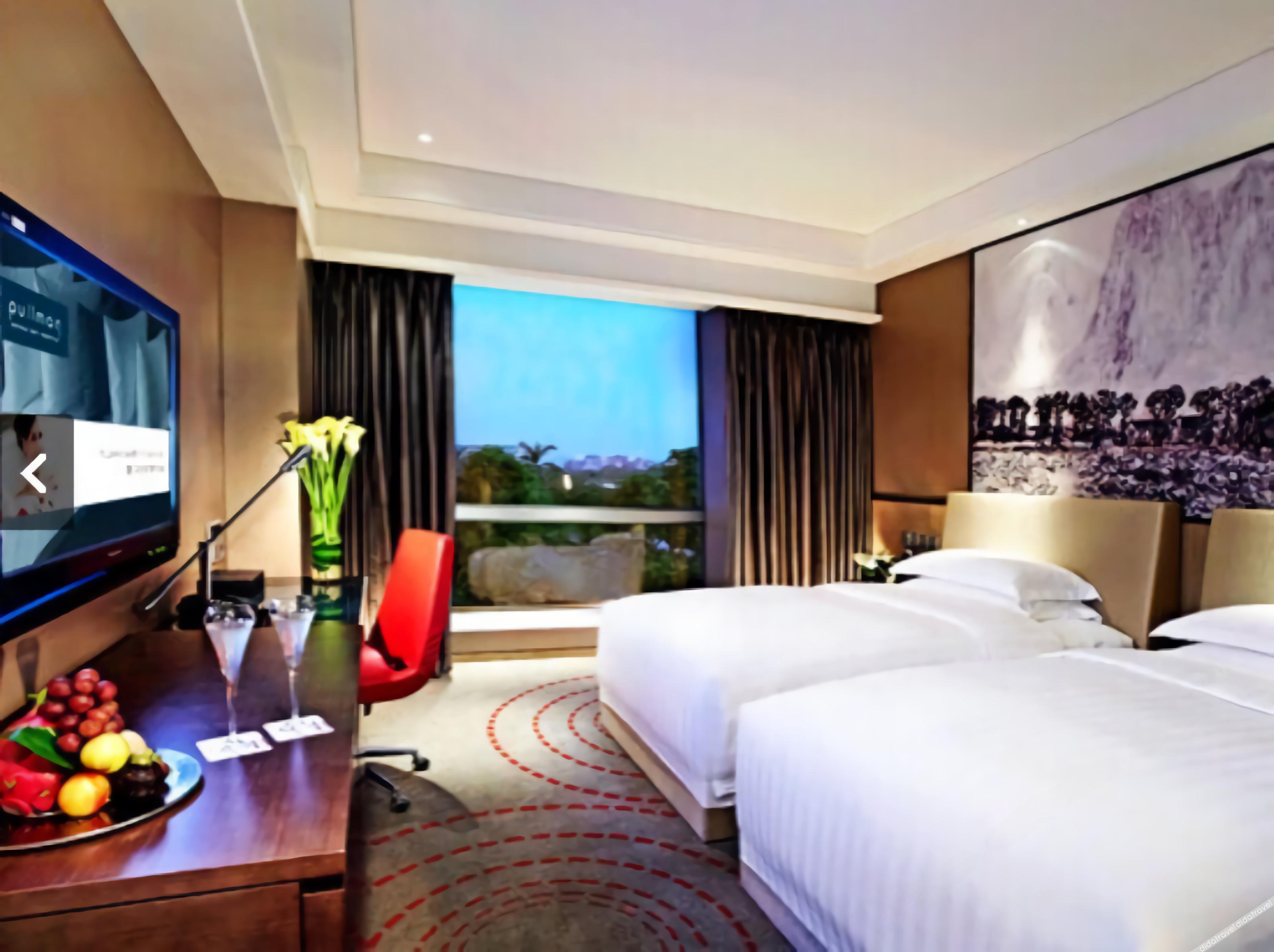 Pullman Xiamen Powerlong Room Type - Superior Twin Room with Park View Pullman Xiamen Powerlong Room Type - Superior Twin Room with Park View
