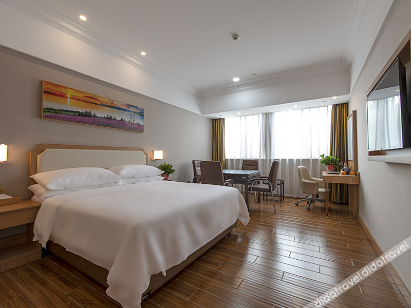 Vienna 3 Best Hotel (Danyang Jinying) - Tap to explore photos