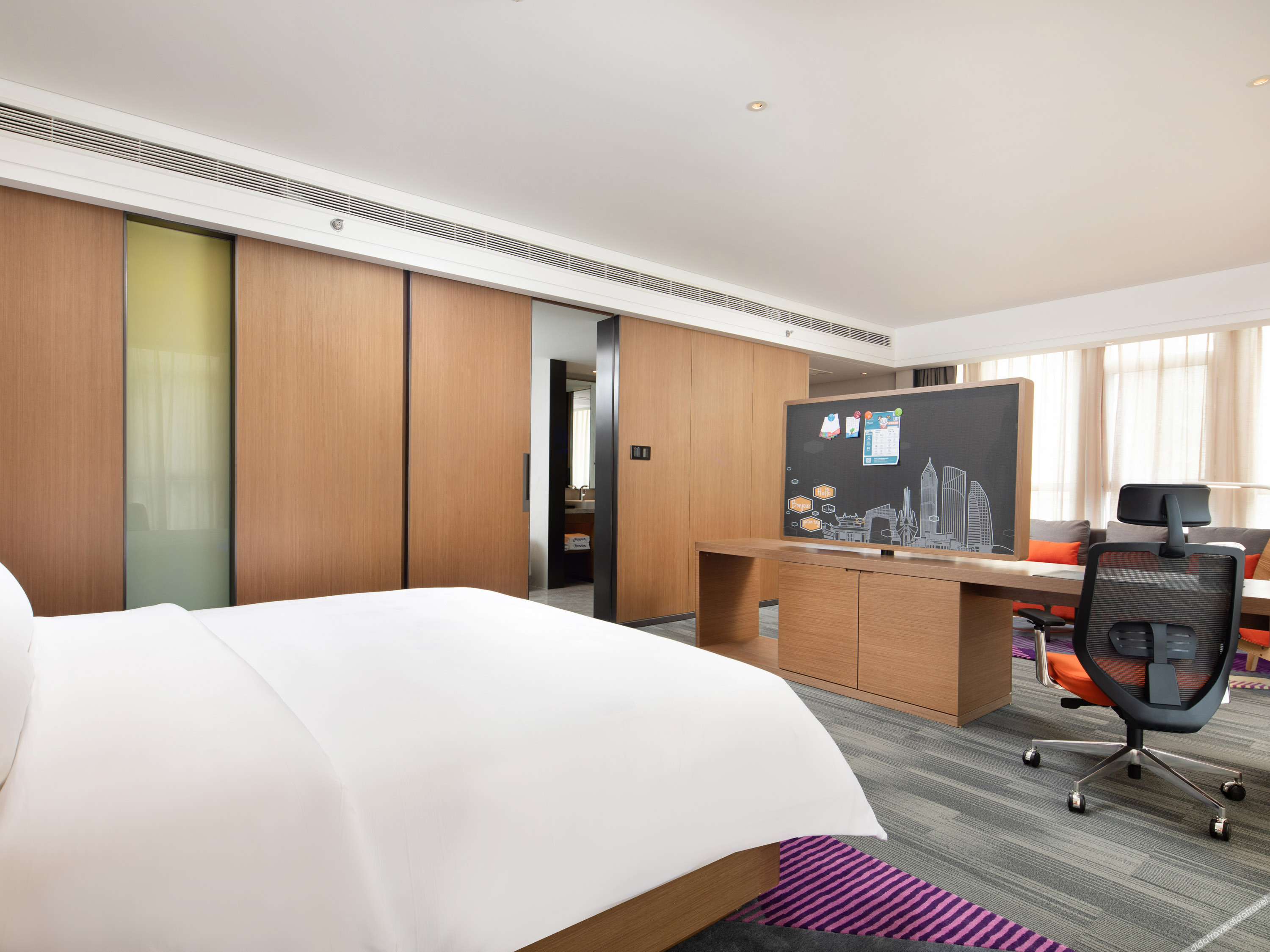 Hampton by Hilton Linyi Yihe River - Tap to explore photos
