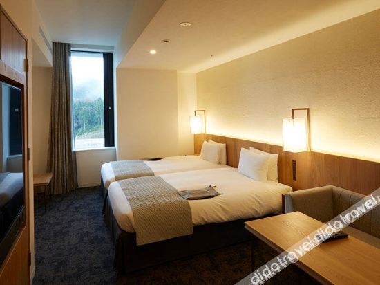 Hotel Clad Room Type - Forest Side Twin Room