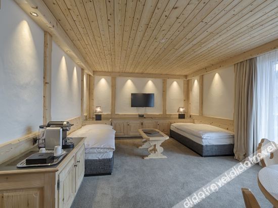 Bernerhof Swiss Quality Hotel Gstaad Room Type - Family Suite