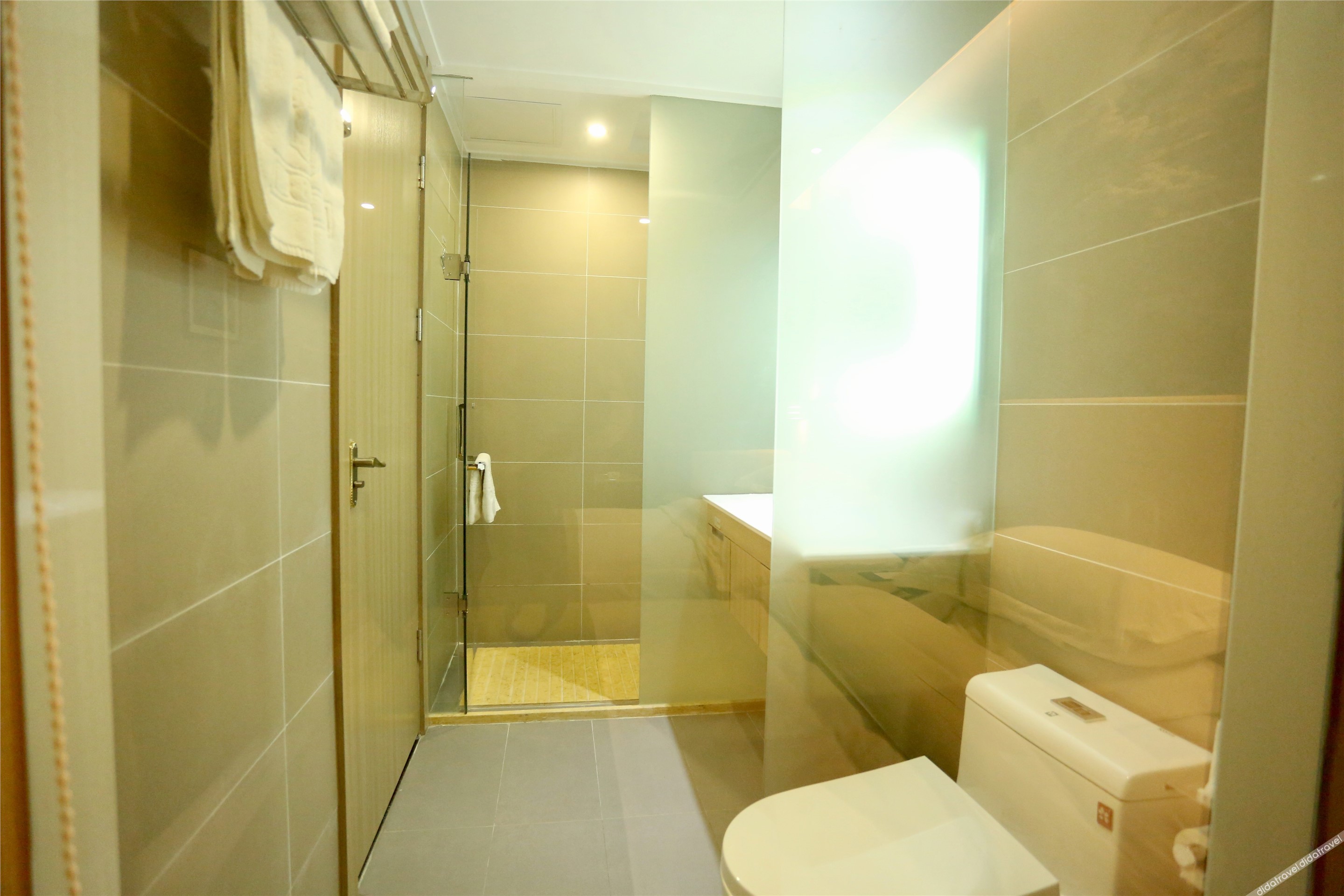 Super 8 Select Hotel (Dingyuan RT-Mart) Room Type - Elegant Queen Room