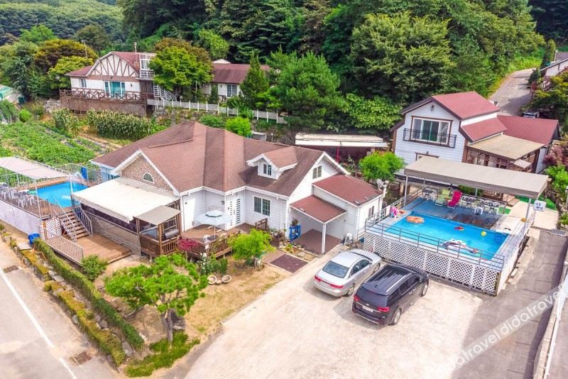 Paju Sandle Pension