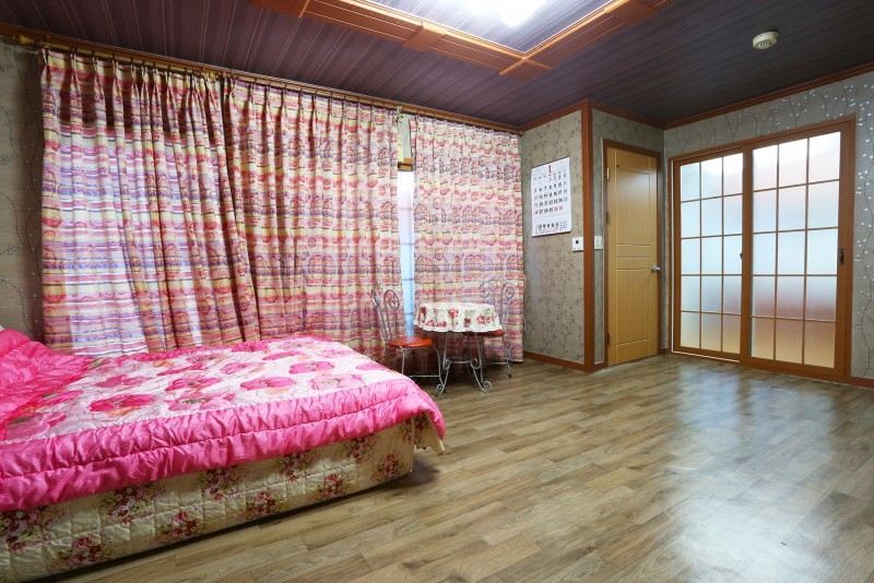 Hoengseong Jamjari Pension