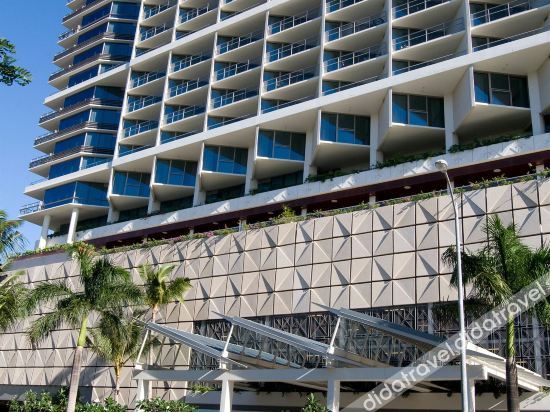 Trump International Hotel Waikiki image 1