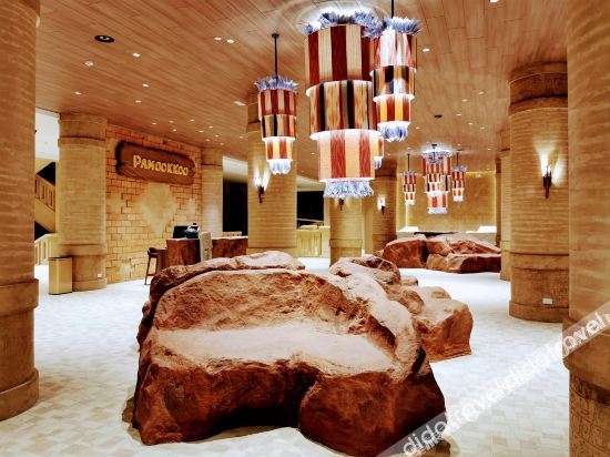 Hotel Interior or Public Areas