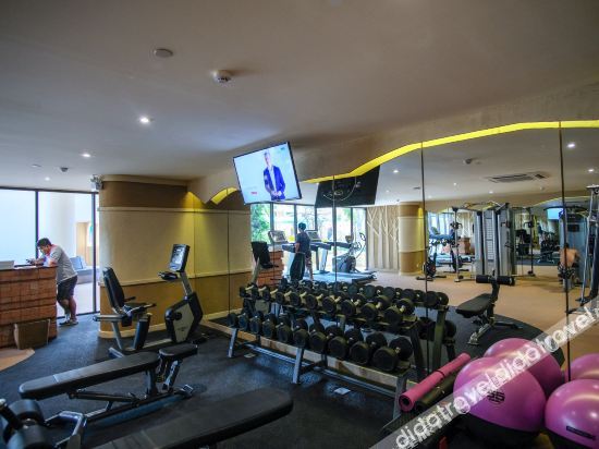Fitness & Recreational Facilities