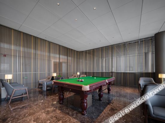 Fitness & Recreational Facilities