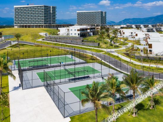 Fitness & Recreational Facilities