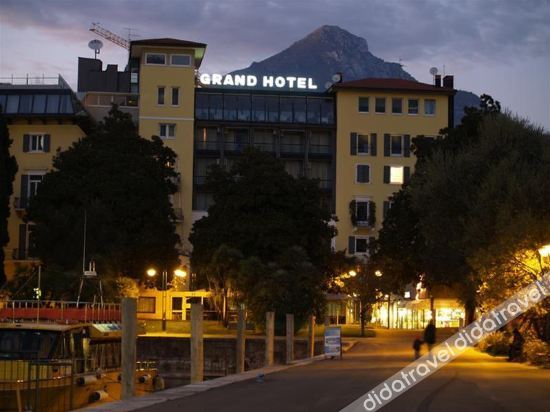 Grand Hotel Riva image 1