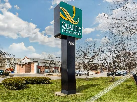 Quality Inn & Suites Toronto West 401-Dixie 미시소거 Canada thumbnail