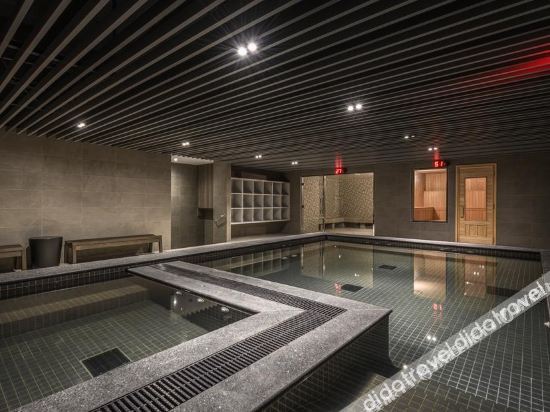 Fitness & Recreational Facilities