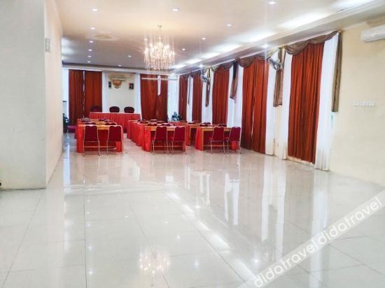 D Bless Residence & Conference photo 4