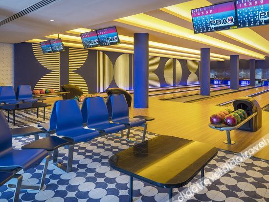 Fitness & Recreational Facilities