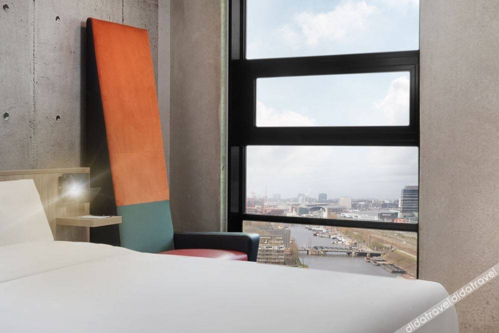 城市全景房（双床）