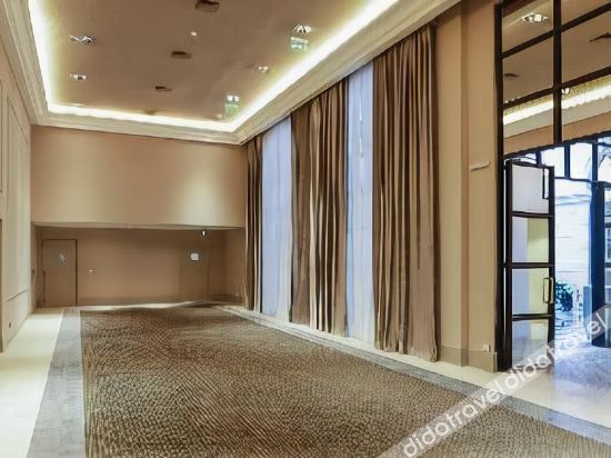 Hotel Interior or Public Areas