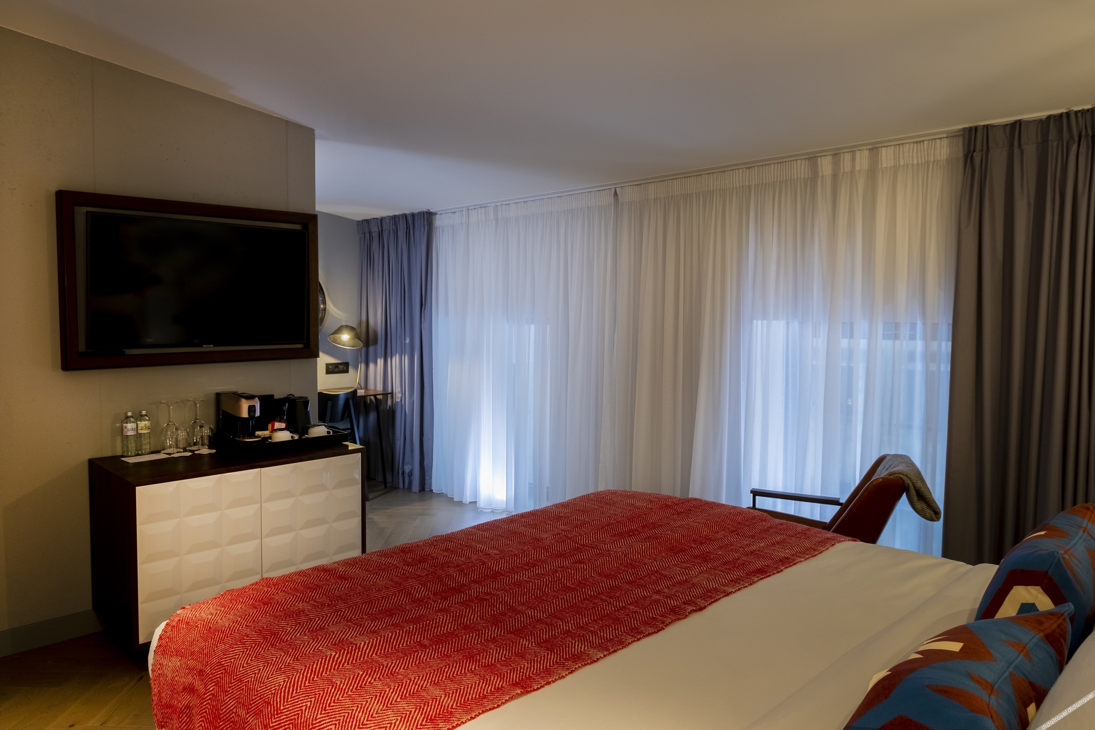 1张大床标准knez Mihailova街景