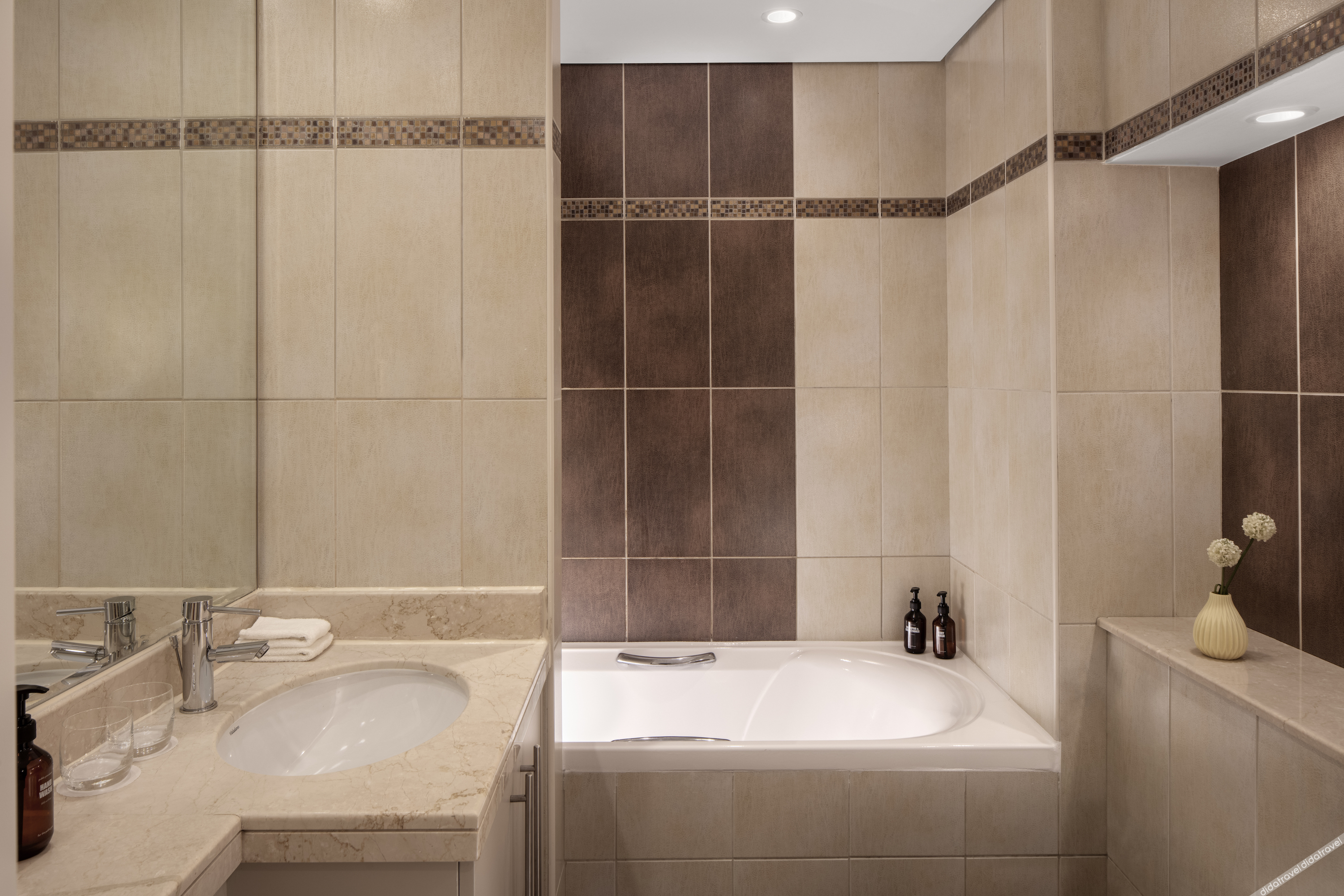 Staybridge Suites Dubai Internet City by IHG