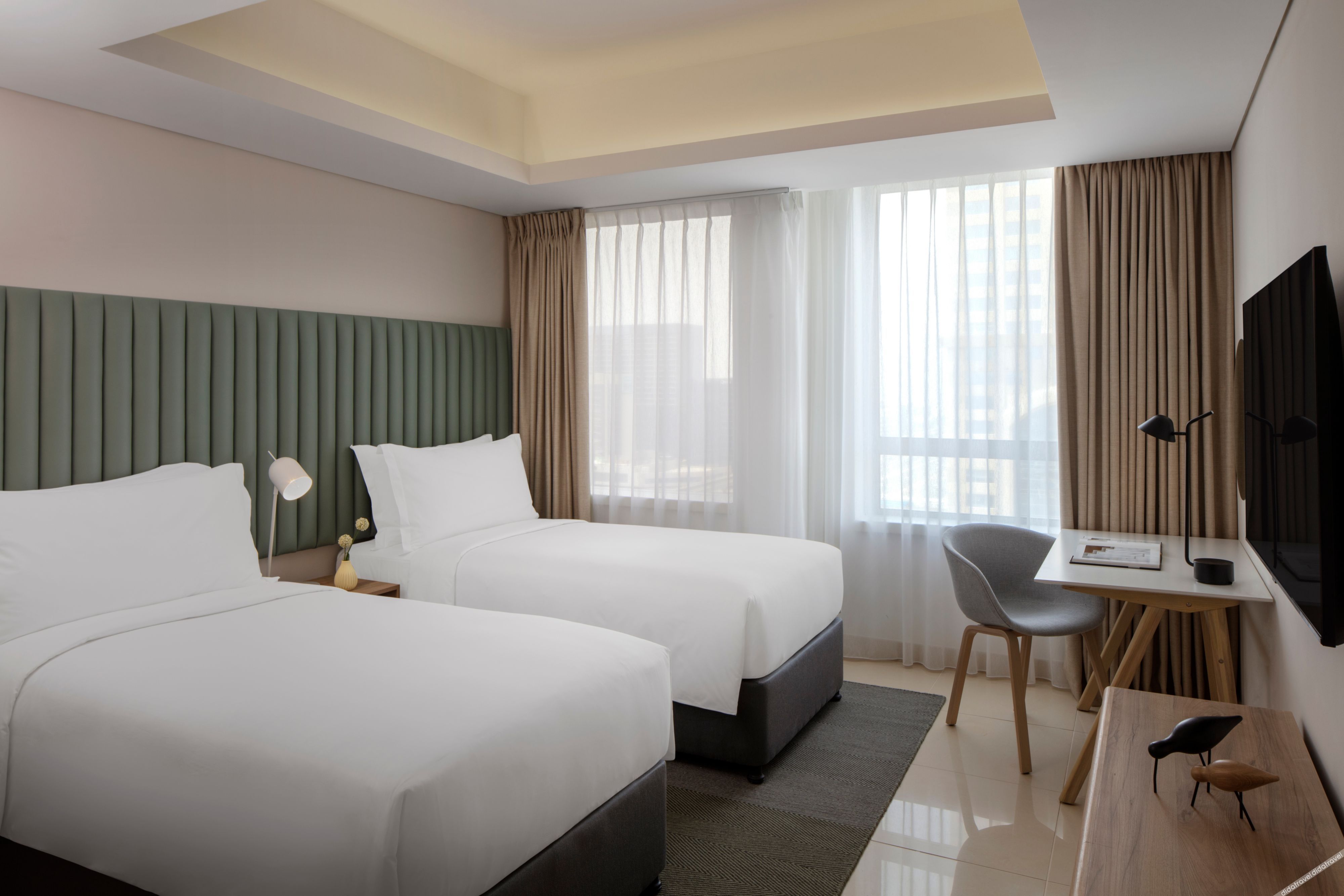 Staybridge Suites Dubai Internet City by IHG