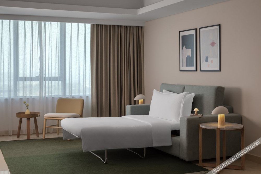 Staybridge Suites Dubai Internet City by IHG