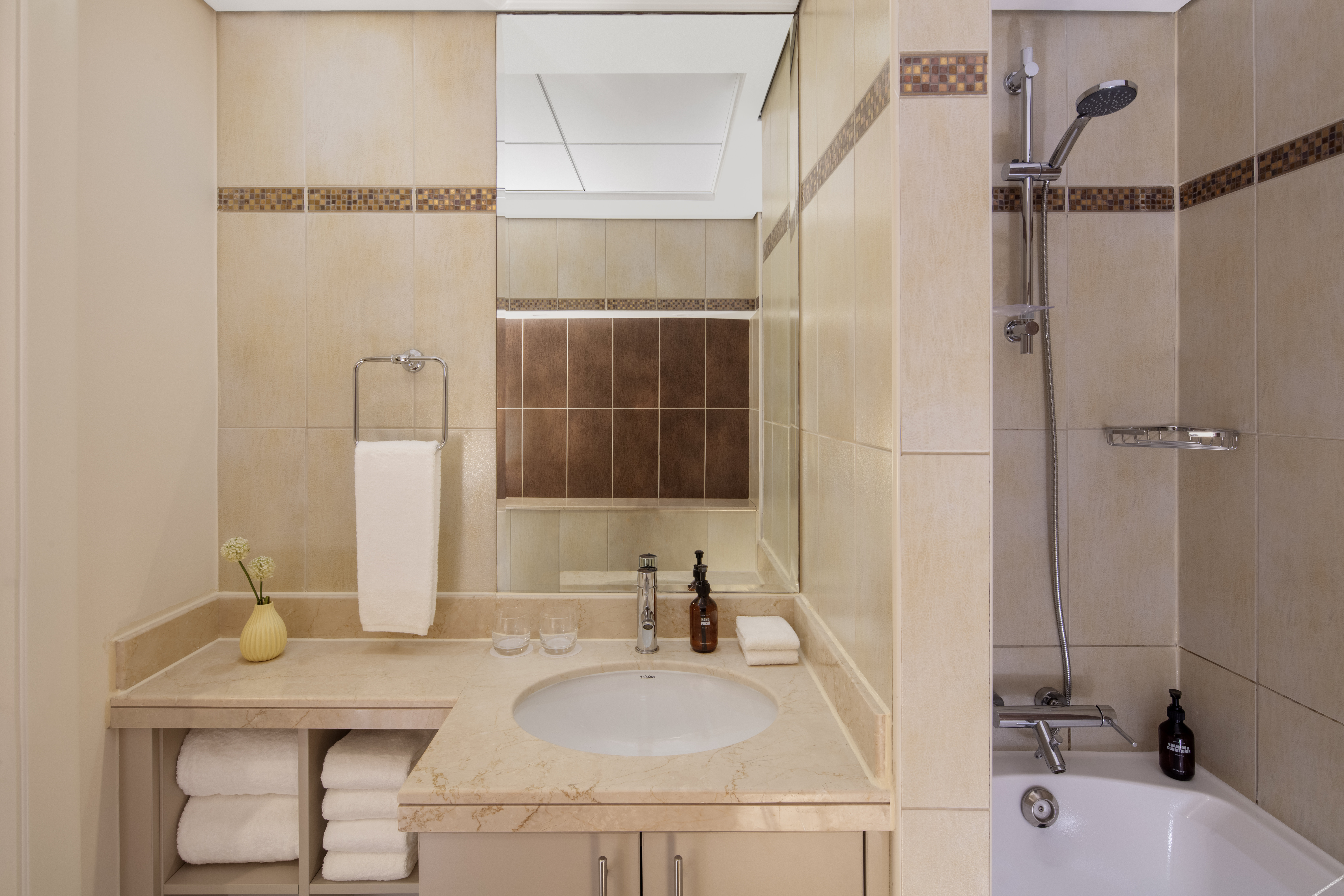 Staybridge Suites Dubai Internet City by IHG