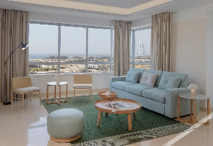 Staybridge Suites Dubai Internet City by IHG