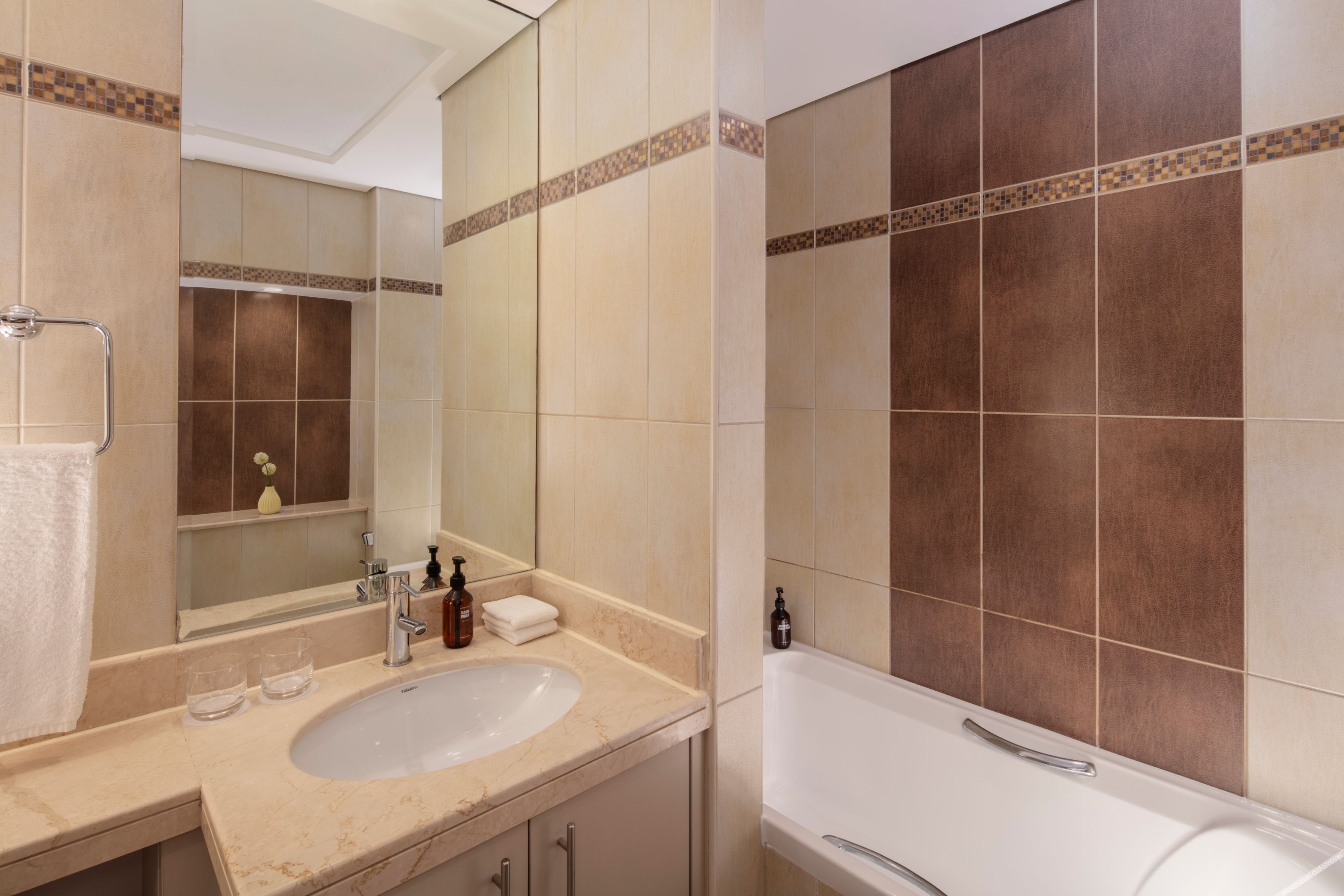 Staybridge Suites Dubai Internet City by IHG