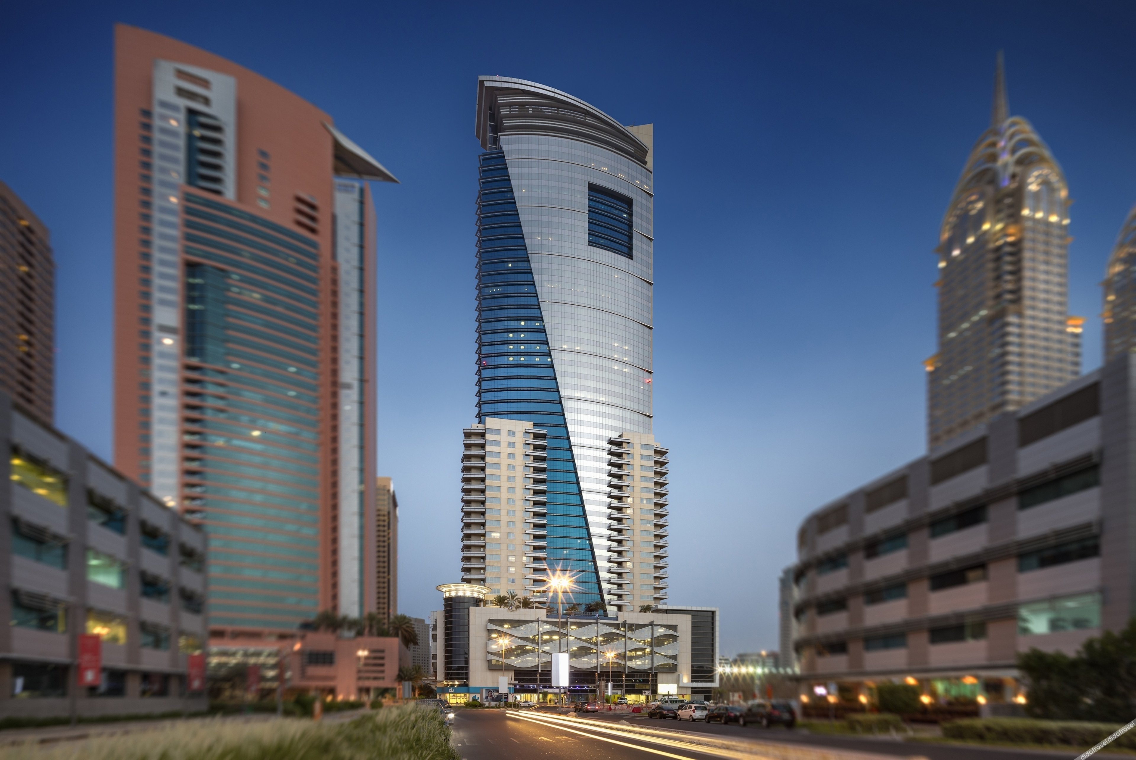 Staybridge Suites Dubai Internet City by IHG
