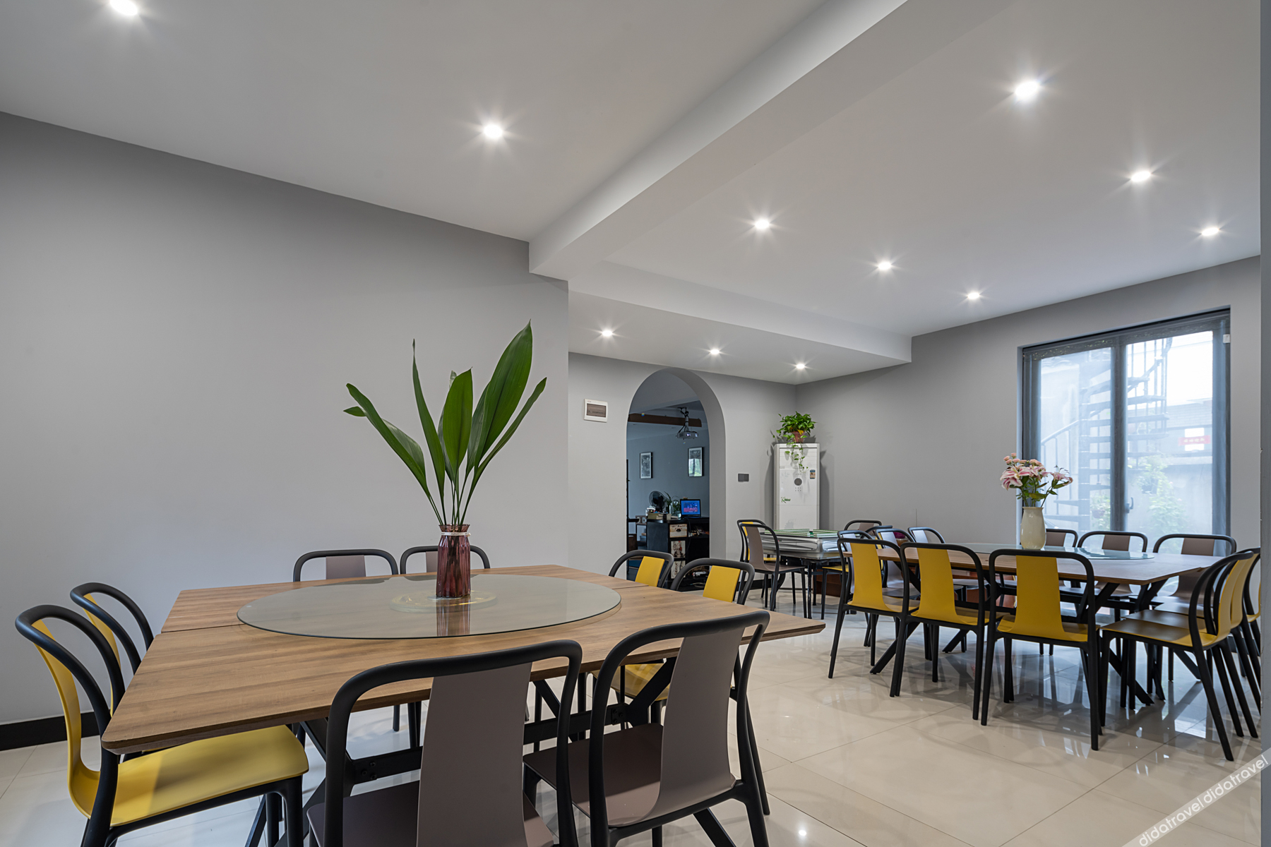 Floral Jane Eyre B&B in Tonglu (Huahai Shop in Shenao Guzhen town)