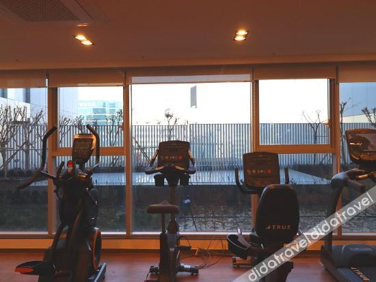 Fitness & Recreational Facilities