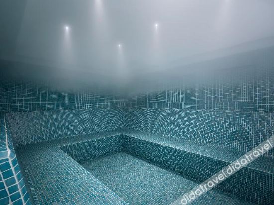 Fitness & Recreational Facilities