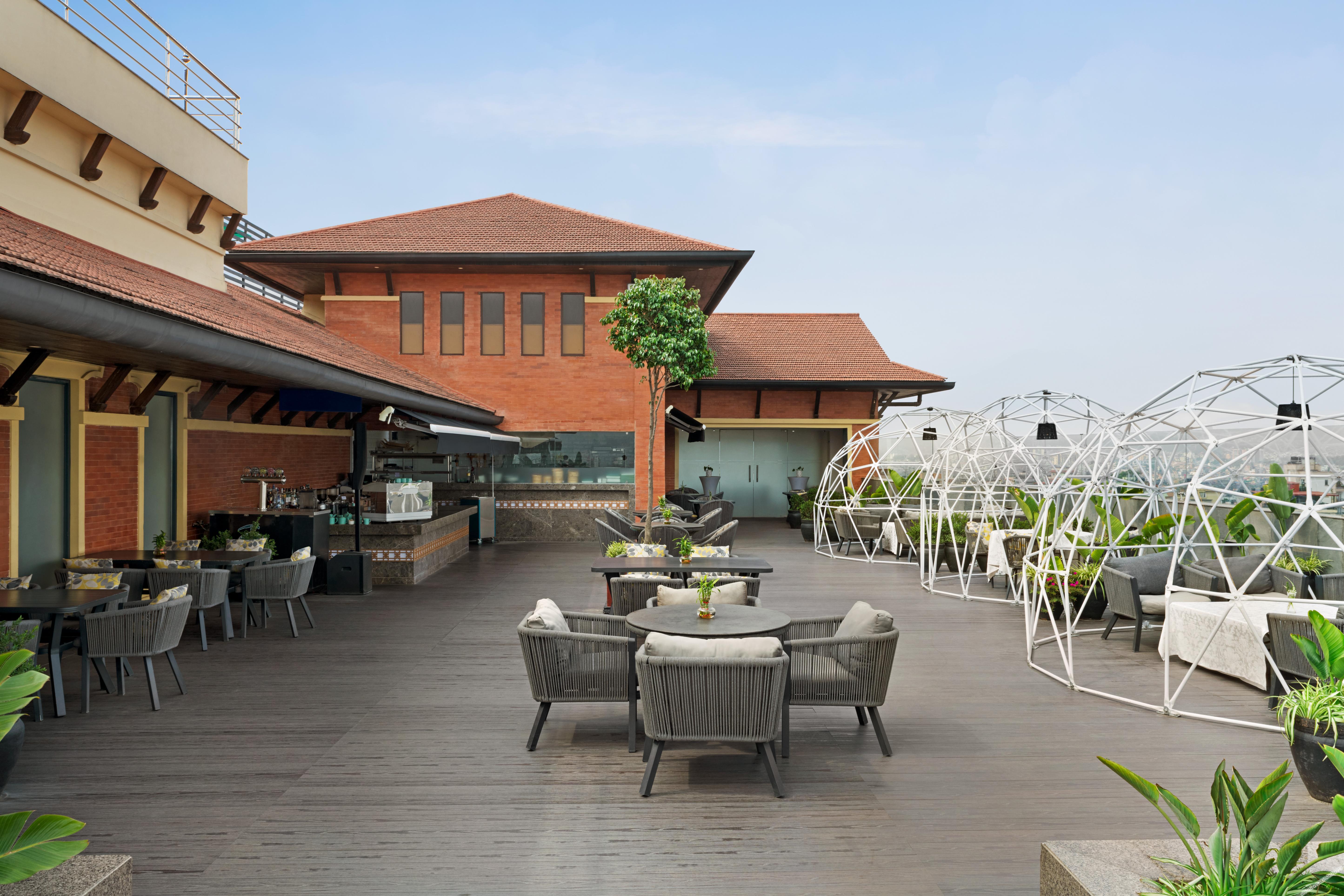 豪华特大床房（禁烟）