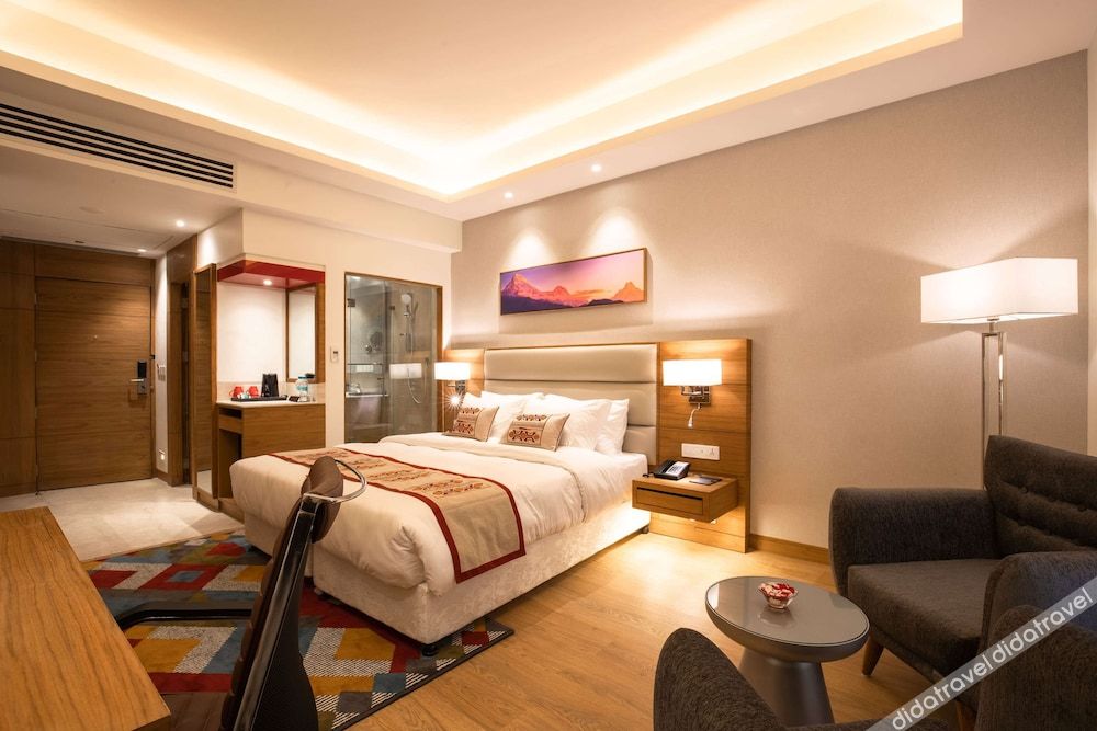 特大床房-行动无障碍 or 无烟