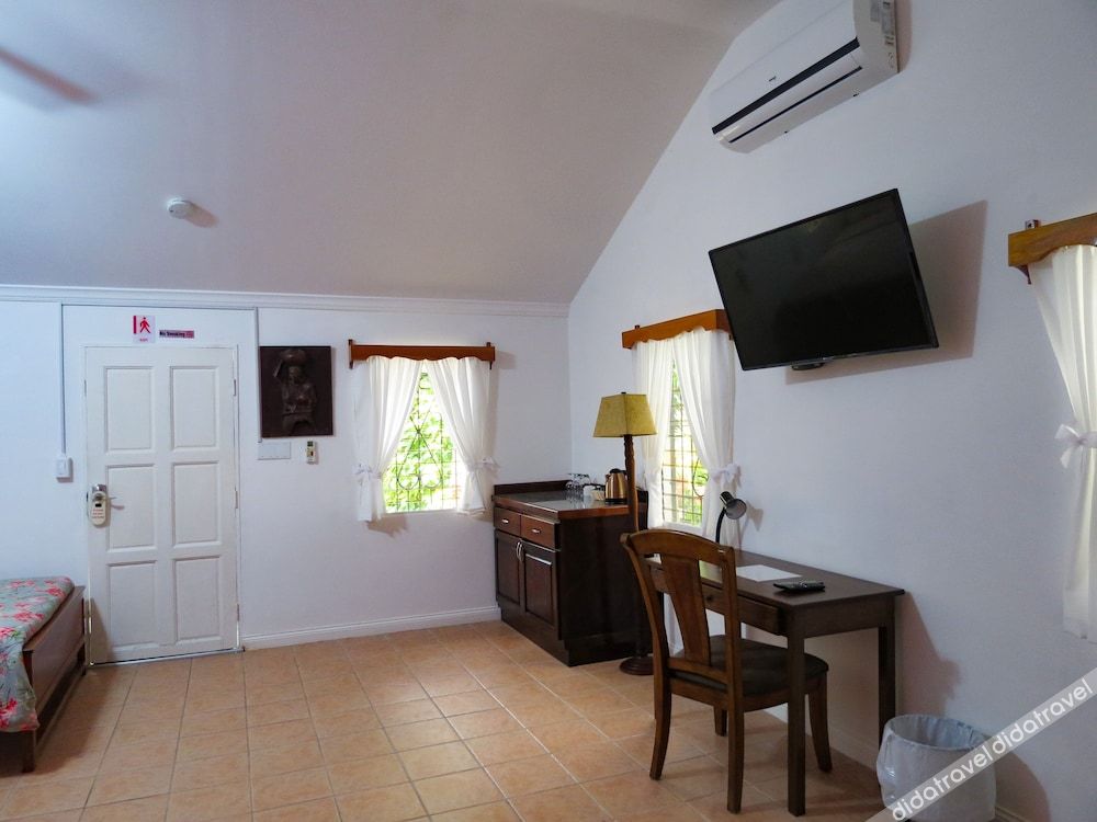 标准房, 多张床, 无烟房, 泳池景观