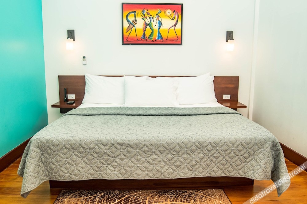 豪华别墅，1张特大床，禁烟，池景