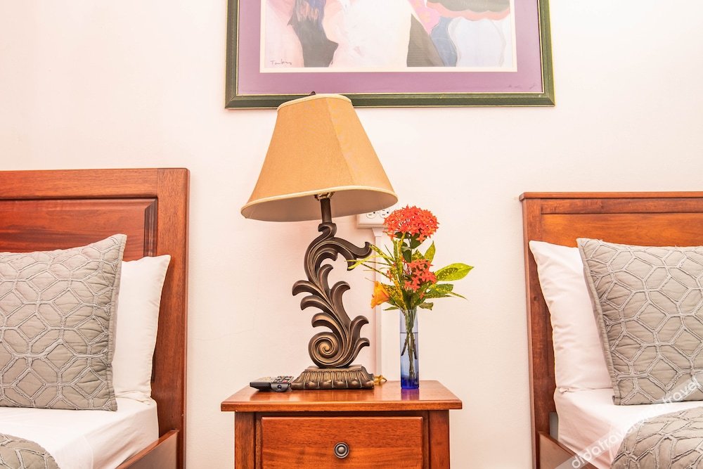 标准房, 多张床, 无烟房, 泳池景观