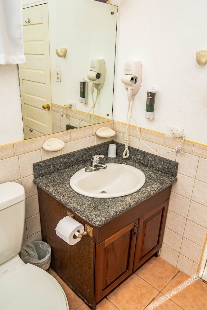 标准房, 多张床, 无烟房, 泳池景观