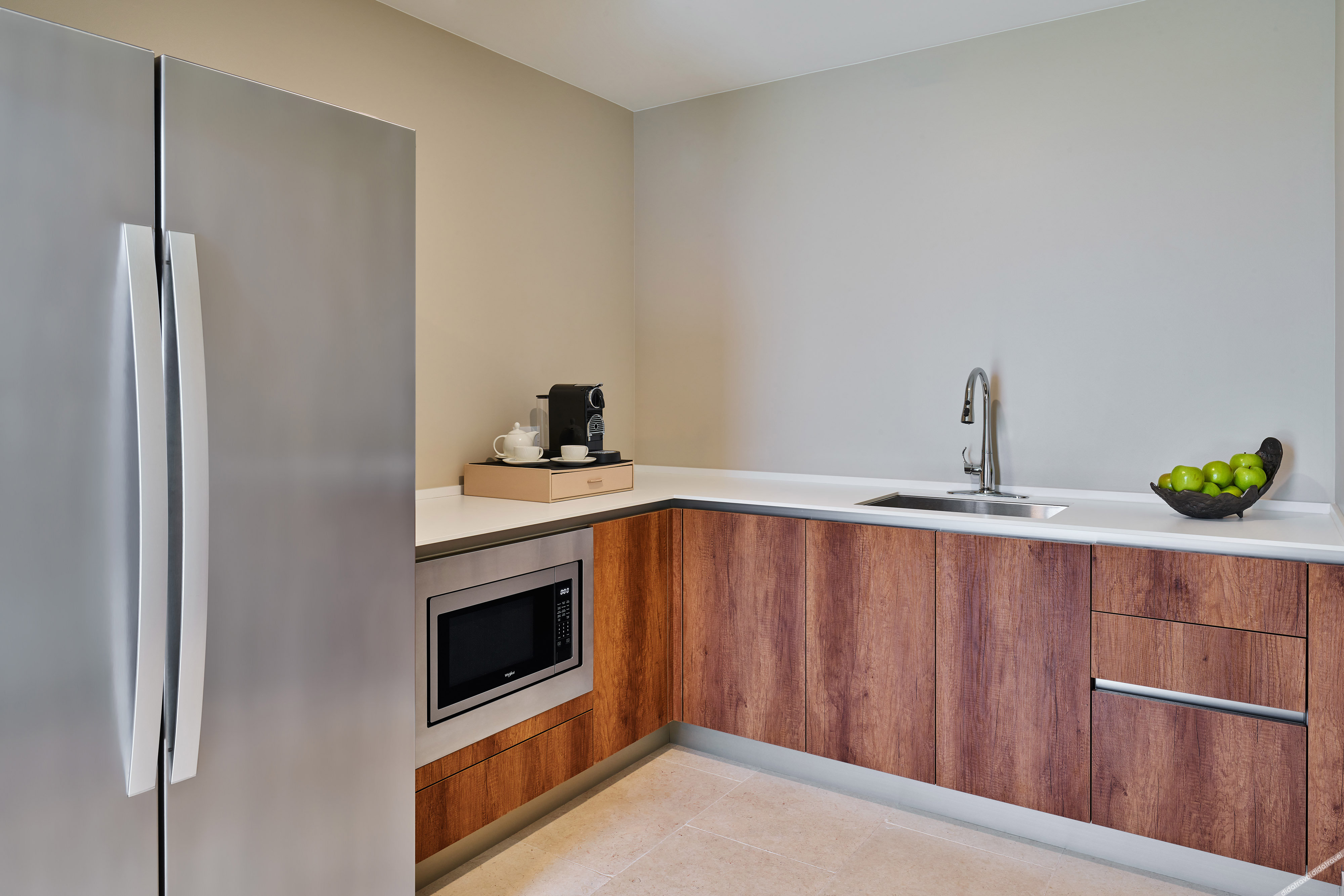 海滨一卧室特大床圣凯瑟琳套房（带阳台）