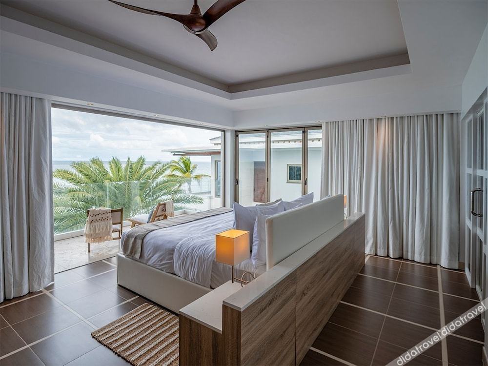 海滨3卧顶楼公寓带泳池