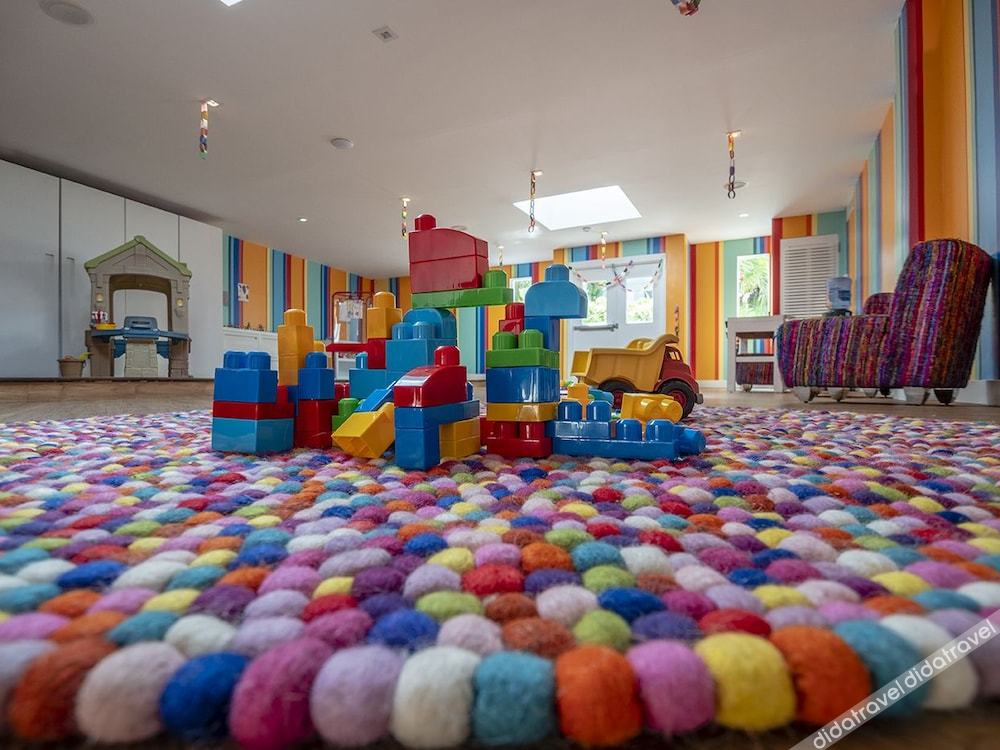 儿童游乐场／儿童俱乐部