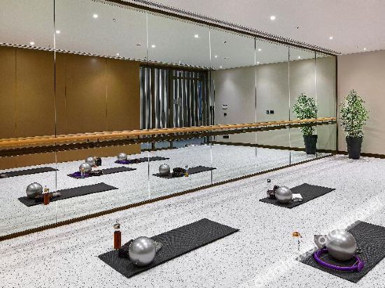 Fitness & Recreational Facilities