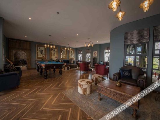 Hotel Interior or Public Areas