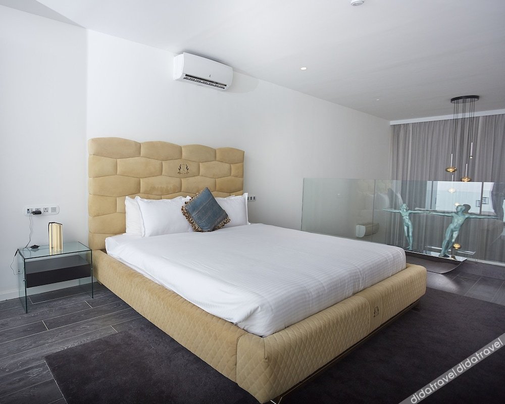 大使一卧室洛弗特