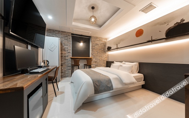 Top间(Styler) 2, Yeoju Hotel Maru, Yeoju