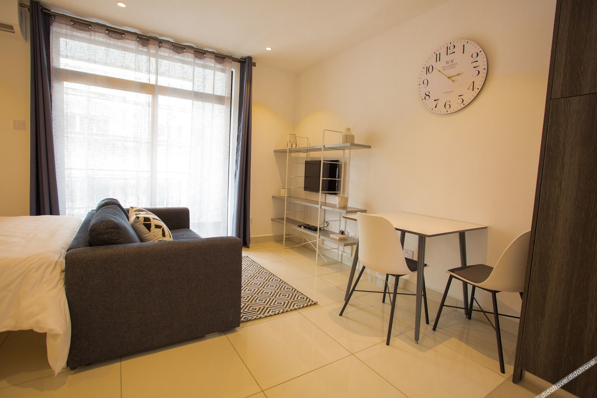 豪华大床单间-无烟