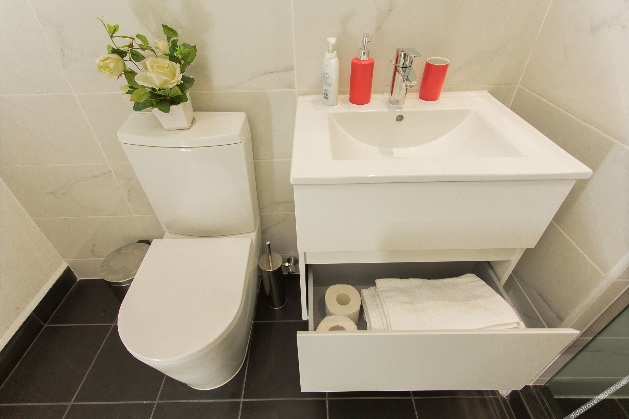 豪华大床单间-无烟