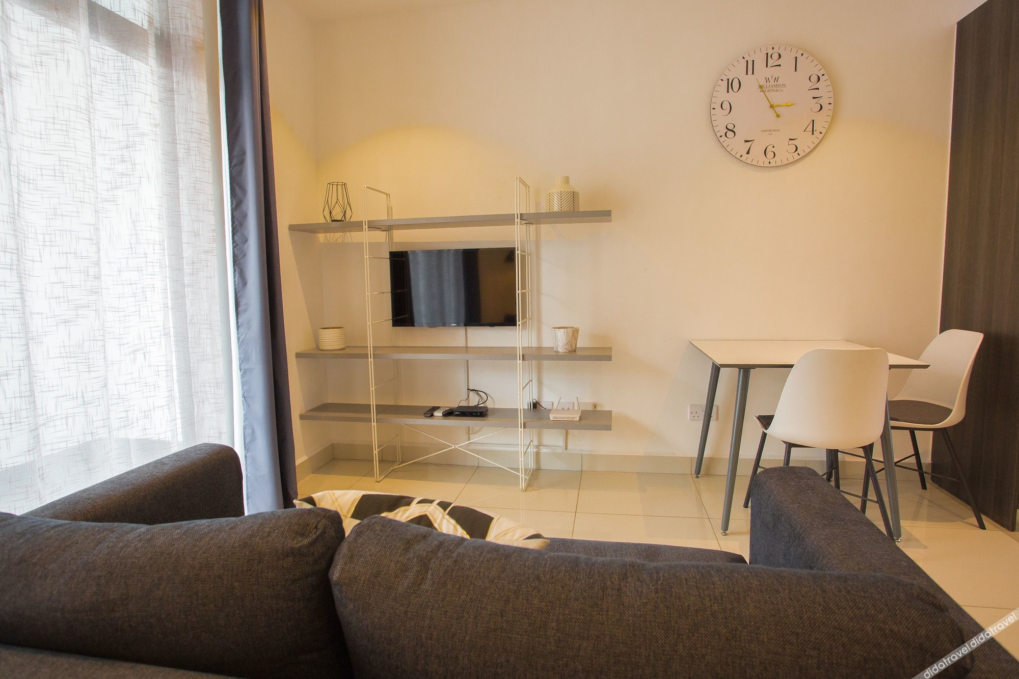 豪华大床单间-无烟