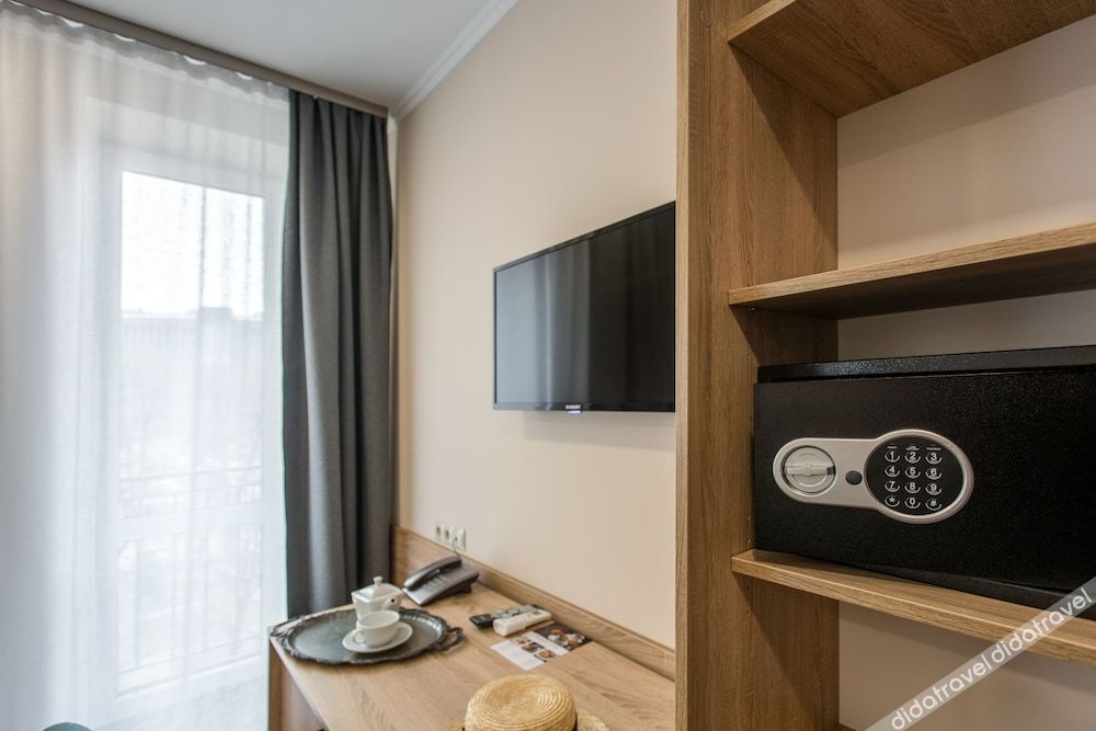 标准双人房（1 张双人床或 2 张单人床）