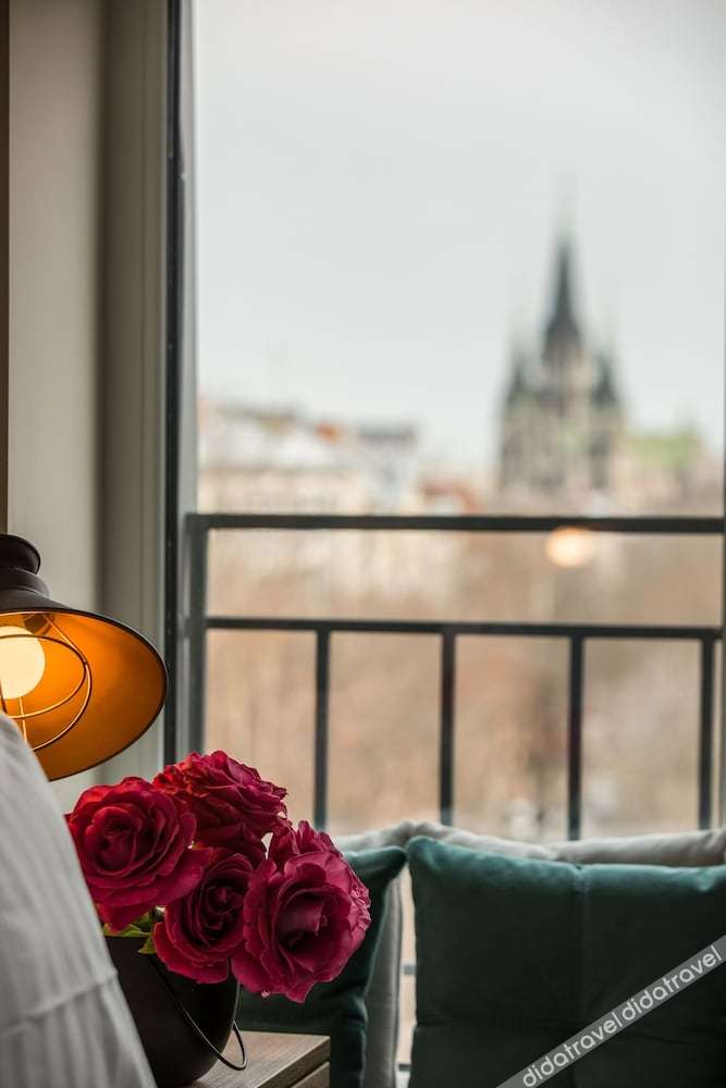 标准双人房（1 张双人床或 2 张单人床）